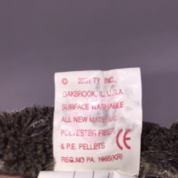 Ty Beanie Babies Frisbee Weimaraner Dog Puppy with Blue Eyes - Picture 6 of 11